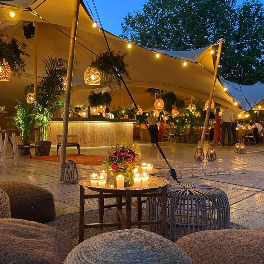 Sommerens firmafester er særlige! ⁠